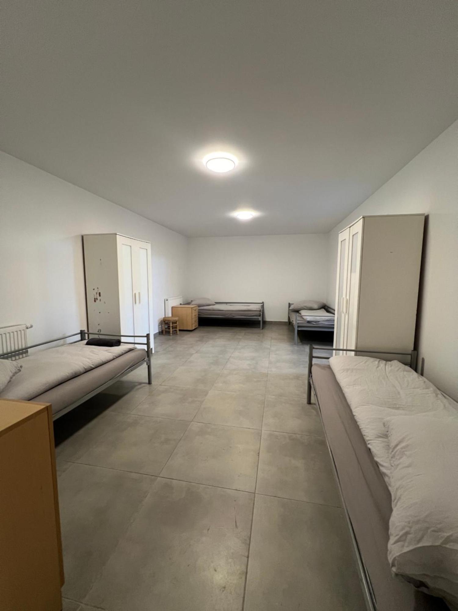 Mieterlux Frankfurt Heusenstamm Otel Oda fotoğraf