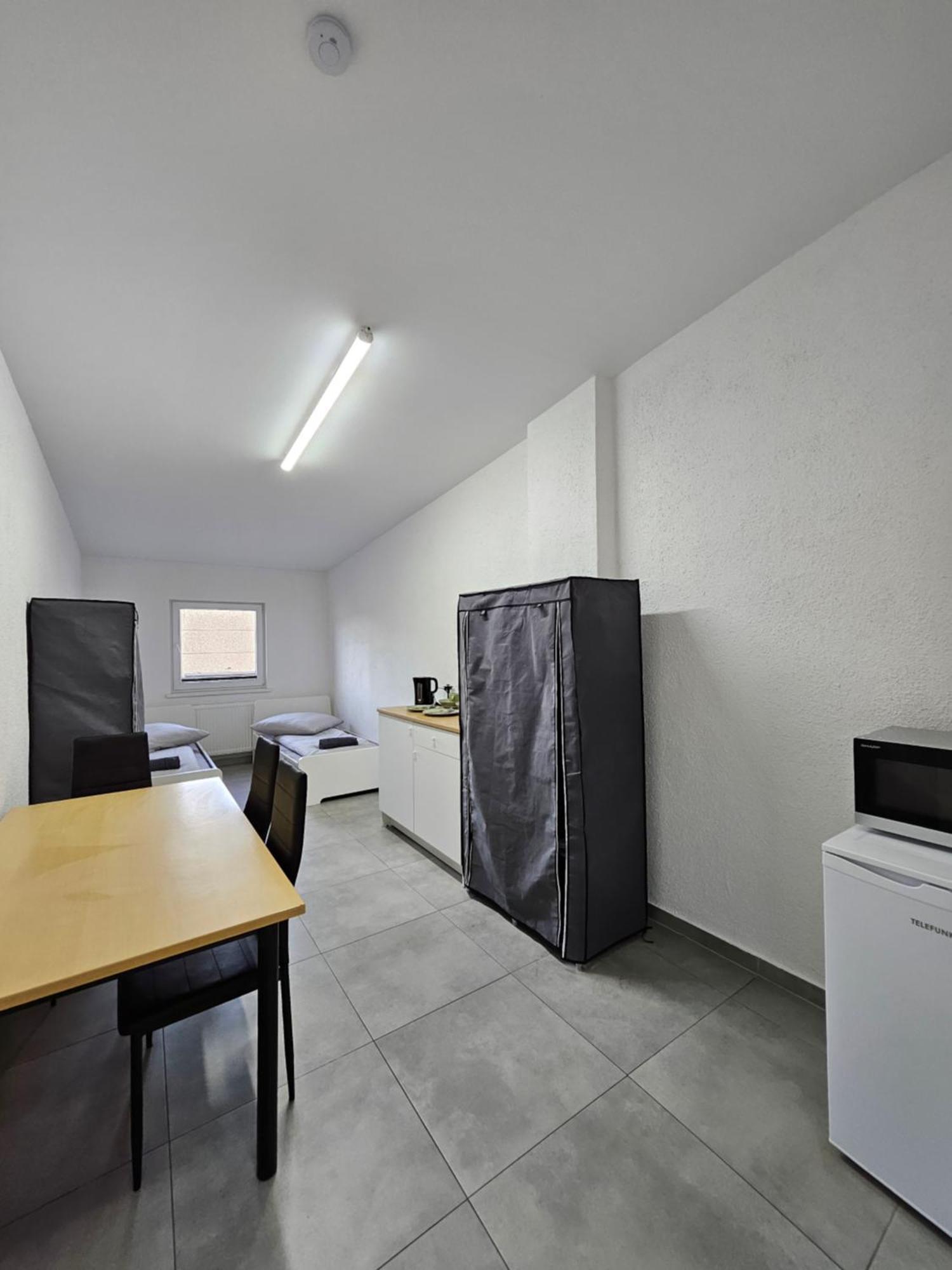 Mieterlux Frankfurt Heusenstamm Otel Oda fotoğraf