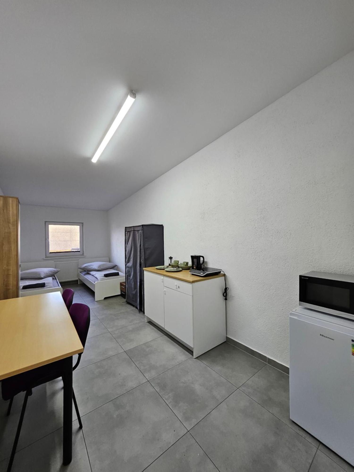 Mieterlux Frankfurt Heusenstamm Otel Oda fotoğraf