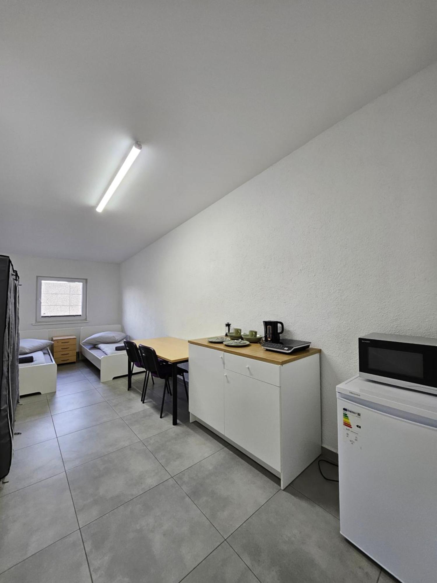 Mieterlux Frankfurt Heusenstamm Otel Oda fotoğraf