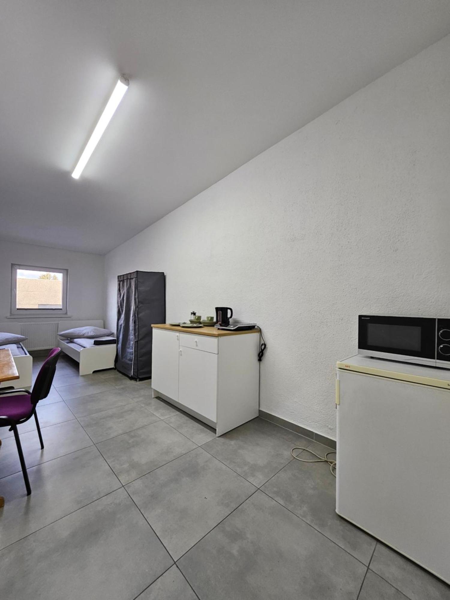Mieterlux Frankfurt Heusenstamm Otel Oda fotoğraf